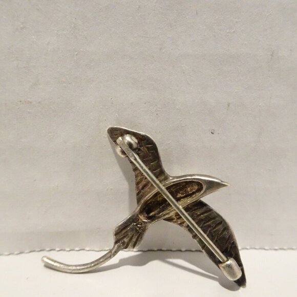 .925 STERLING SILVER SWALLOW BIRD PIN In Flight Small 1.25" - Picture 3 of 3